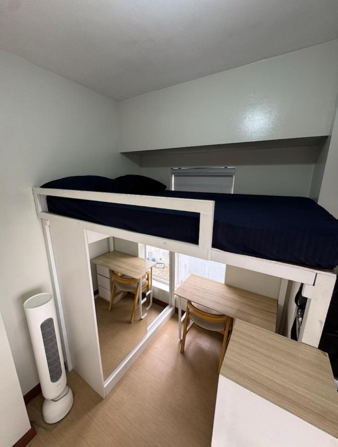 2br Type W View Sheridan Apartment