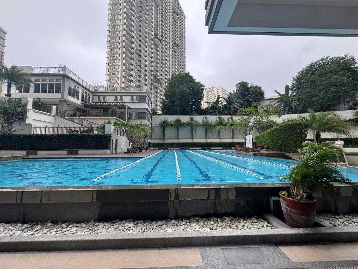 2br Type W View Sheridan Apartment *