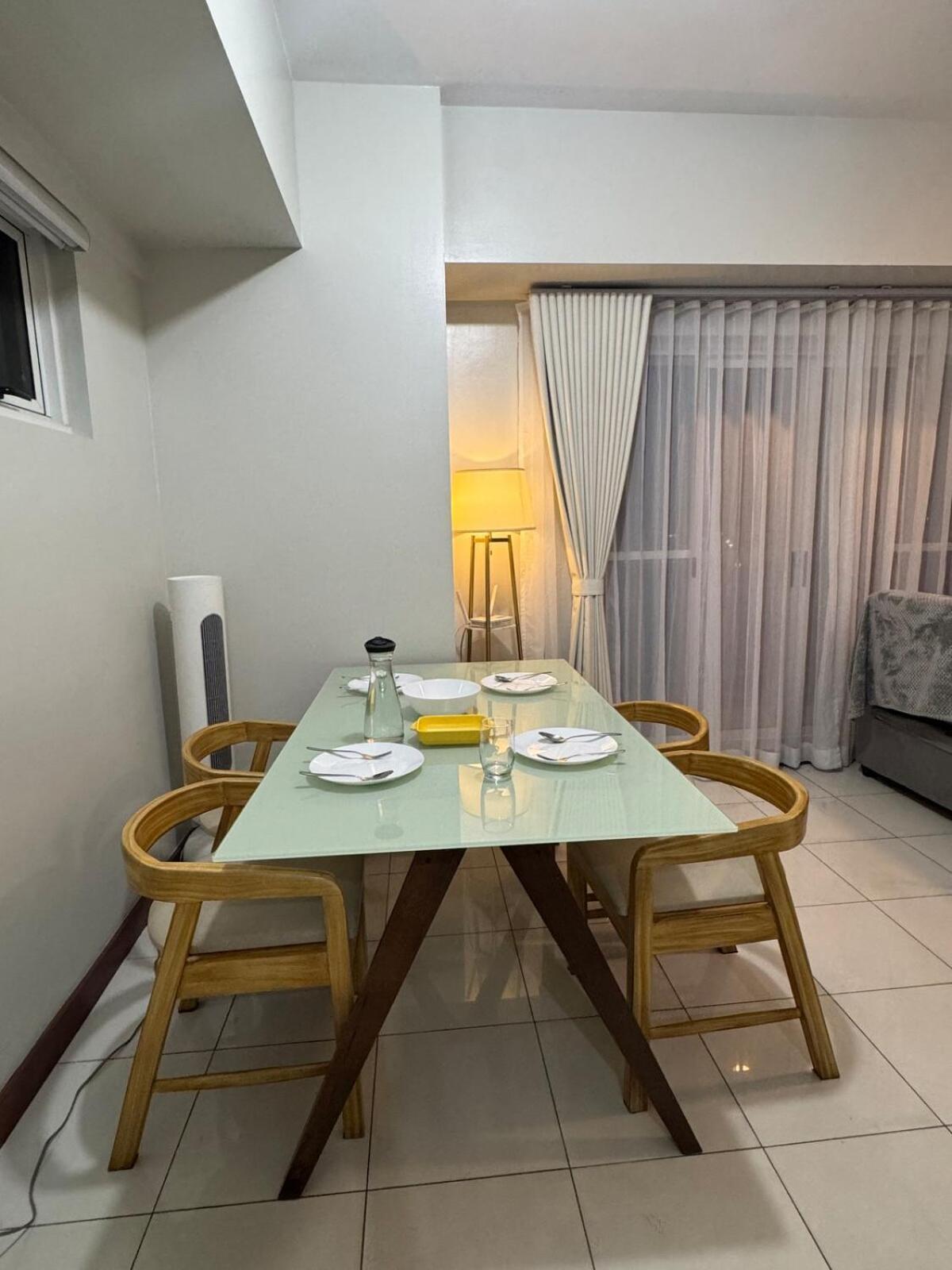 2br Type W View Sheridan *
